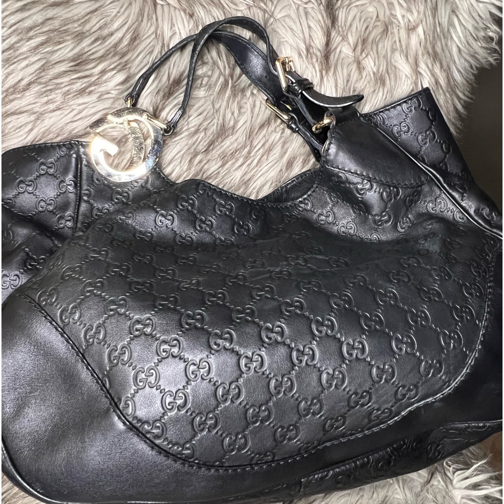 Gucci Charlotte Shoulder Bag in EUC ….Offers Welcomed! 100% Authentic Guarantee